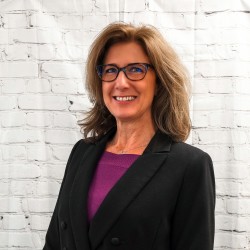 Photo of Ann Santoro