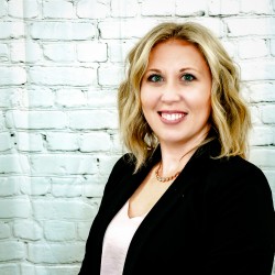 Photo of Regina Murphy