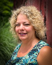 Photo of Cyndi Miller