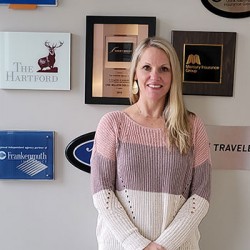 Photo of Chery Hennig