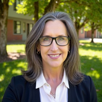 Photo of Josie Boromisza